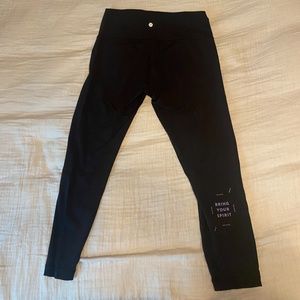 Peloton Sporty Wunder Under High Rise Tight 25"